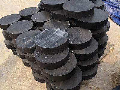 纳溪区板式橡胶支座由若干层橡胶片与薄钢板经加压硫化